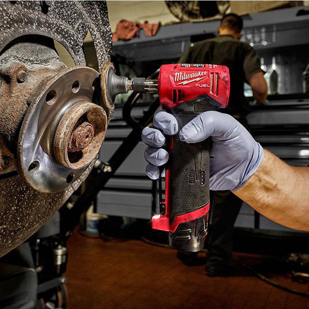Milwaukee M12 FUEL 12V Lithium-Ion Brushless Cordless 1/4 in. Right Angle Die Grinder with XC Battery Pack 4.0 Ah and Starter Kit Milwaukee M12 FUEL 12V Lithium-Ion Brushless Cordless 1/4 in. Right Angle Die Grinder with XC Battery Pack 4.0 Ah and Starter Kit - Image 6