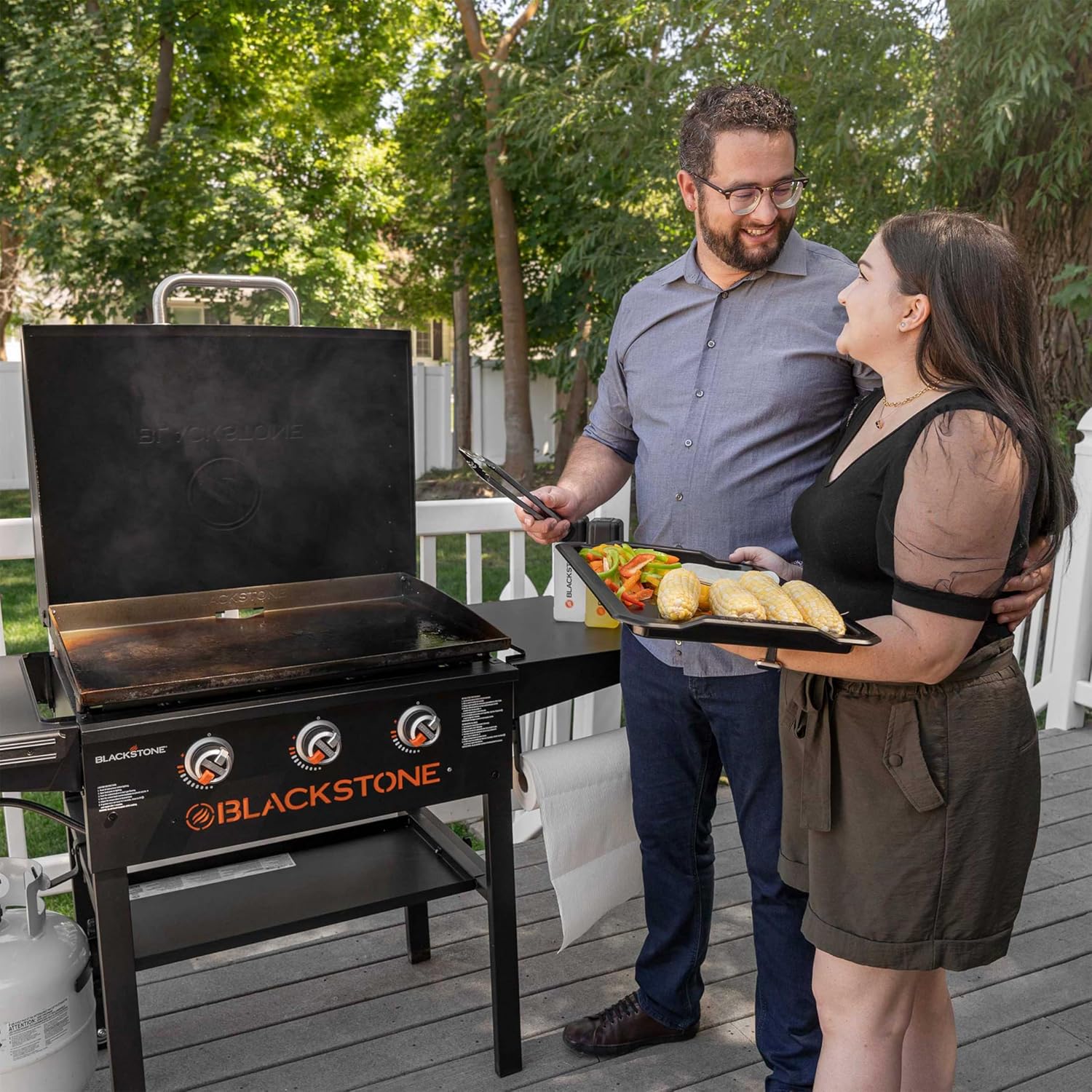 Blackstone 28 Inch Griddle 2080 Original 3-Burner XL Griddle with Hood and Side Shelves Outdoor Flat Top Grill 28 Inch Blackstone Griddle 2080 Original 3-Burner XL Griddle with Hood and Side Shelves Outdoor Flat Top Grill