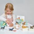 Tender Leaf Toys - Waggy Tails Dog Salon - Wooden Interactive Pet Care Grooming Play Set for Kids - Fun Role-Play Set - Age 3+