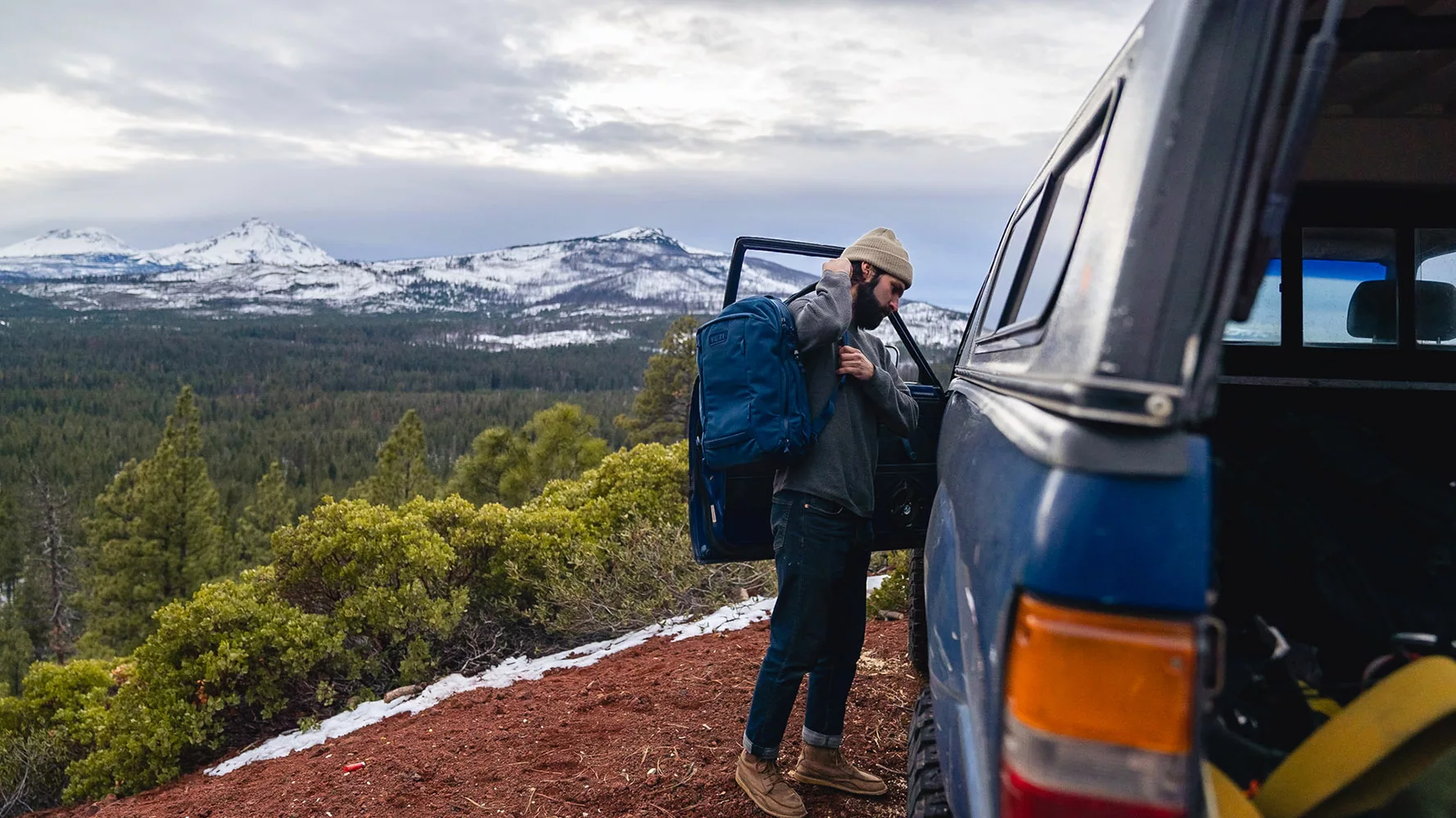 YETI Crossroads 27L Backpack, NAVY 2 YETI Crossroads 27L Backpack, NAVY 2 - Image 2