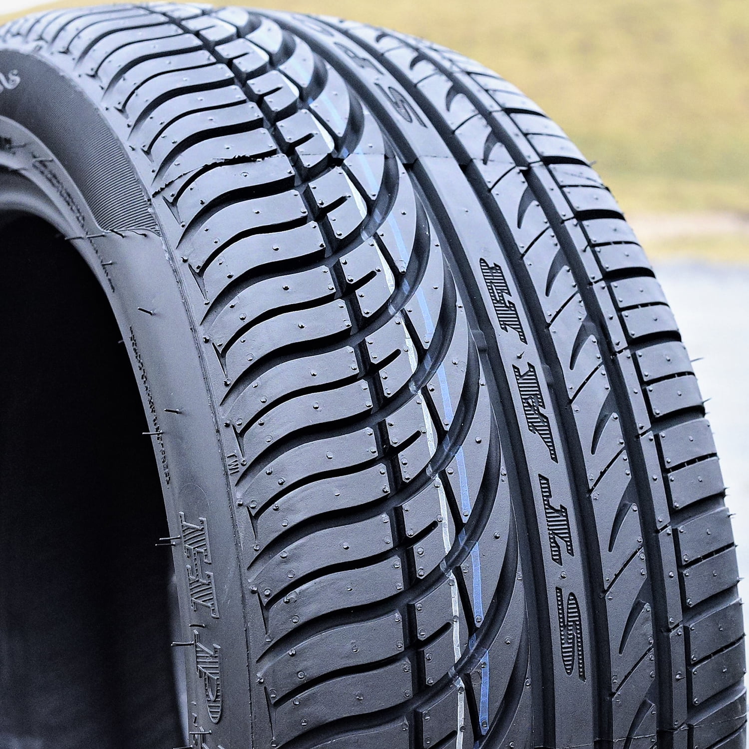 Pair of 2 Fullway HP108 225/55ZR17 225/55R17 101W XL High Performance a/s All Season Tires Pair of 2 Fullway HP108 225/55ZR17 225/55R17 101W XL High Performance a/s All Season Tires