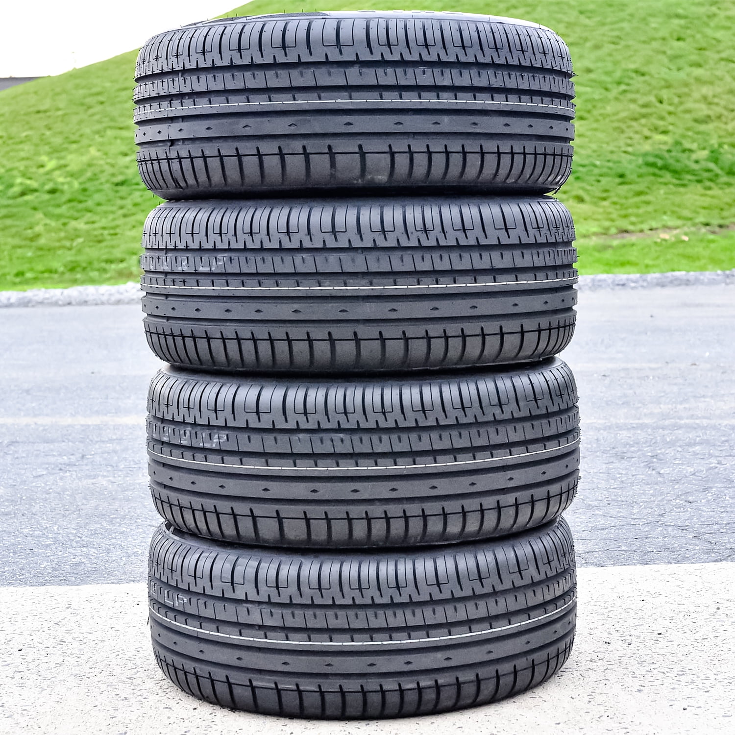 Set of 4 Accelera Phi-R 205/55R15 92V XL Performance a/s All Season Tires Set of 4 Accelera Phi-R 205/55R15 92V XL Performance a/s All Season Tires