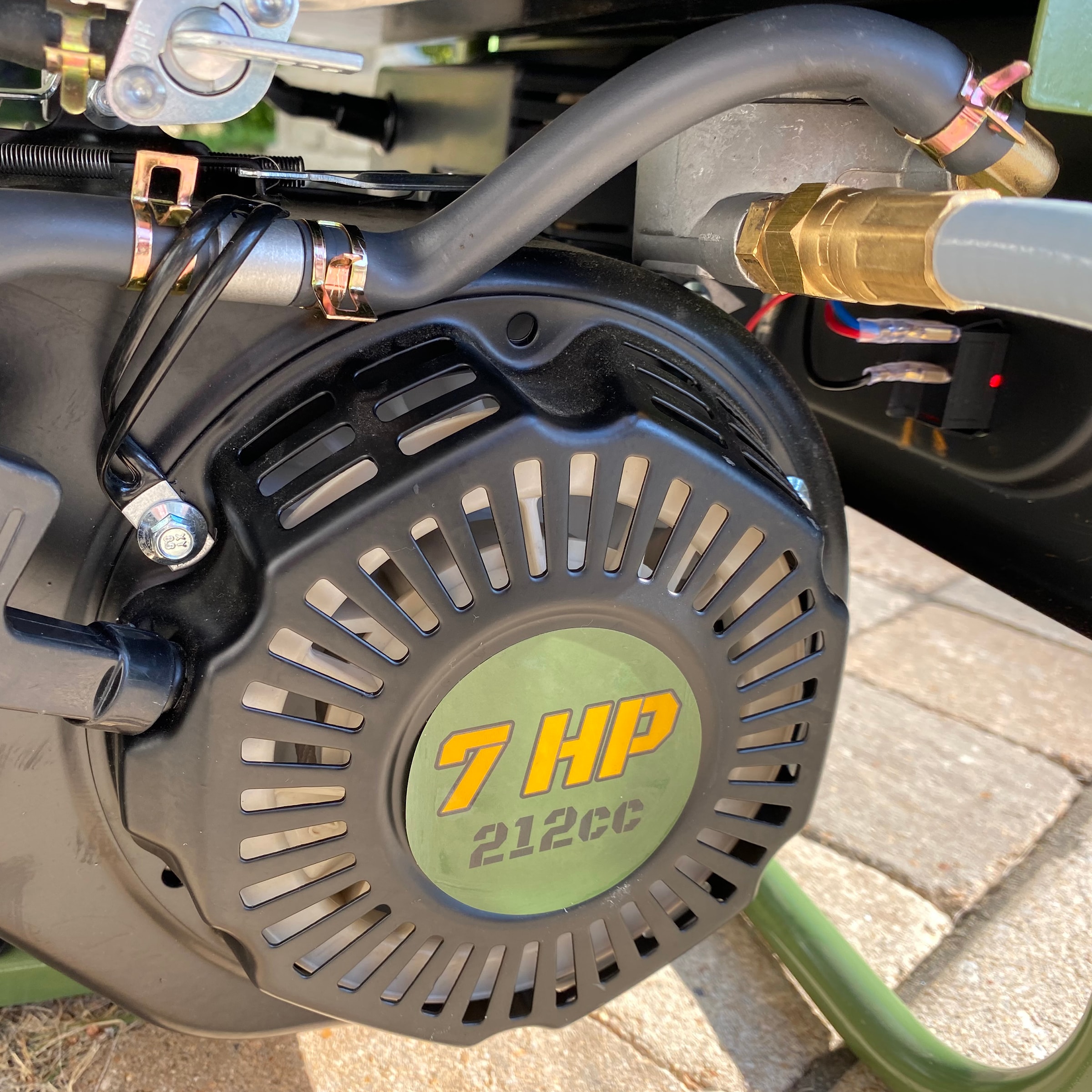 Sportsman 4000 / 3500 -Watt Tri fuel Portable Generator Sportsman 4000 / 3500 -Watt Tri fuel Portable Generator