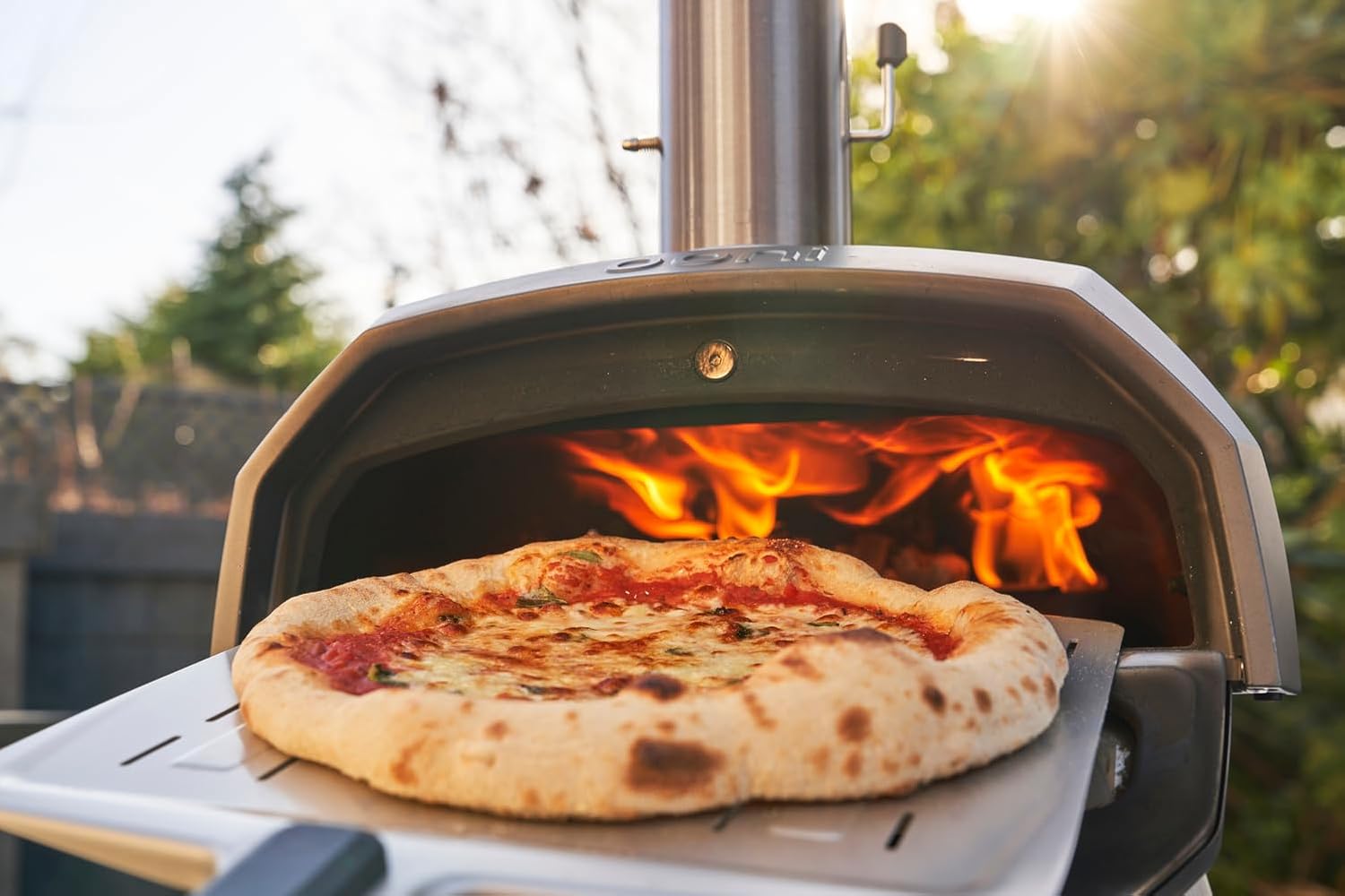 Ooni Karu 2 Multi-Fuel Outdoor Pizza Oven - Wood and Gas Outdoor Pizza Oven Ooni Karu 2 Multi-Fuel Outdoor Pizza Oven - Wood and Gas Outdoor Pizza Oven with Pizza Stone & Intergrated Thermometer, Pizza Oven Outdoor, Dual Fuel 12 Inch Pizza Maker, Outdoor Cooking Grill