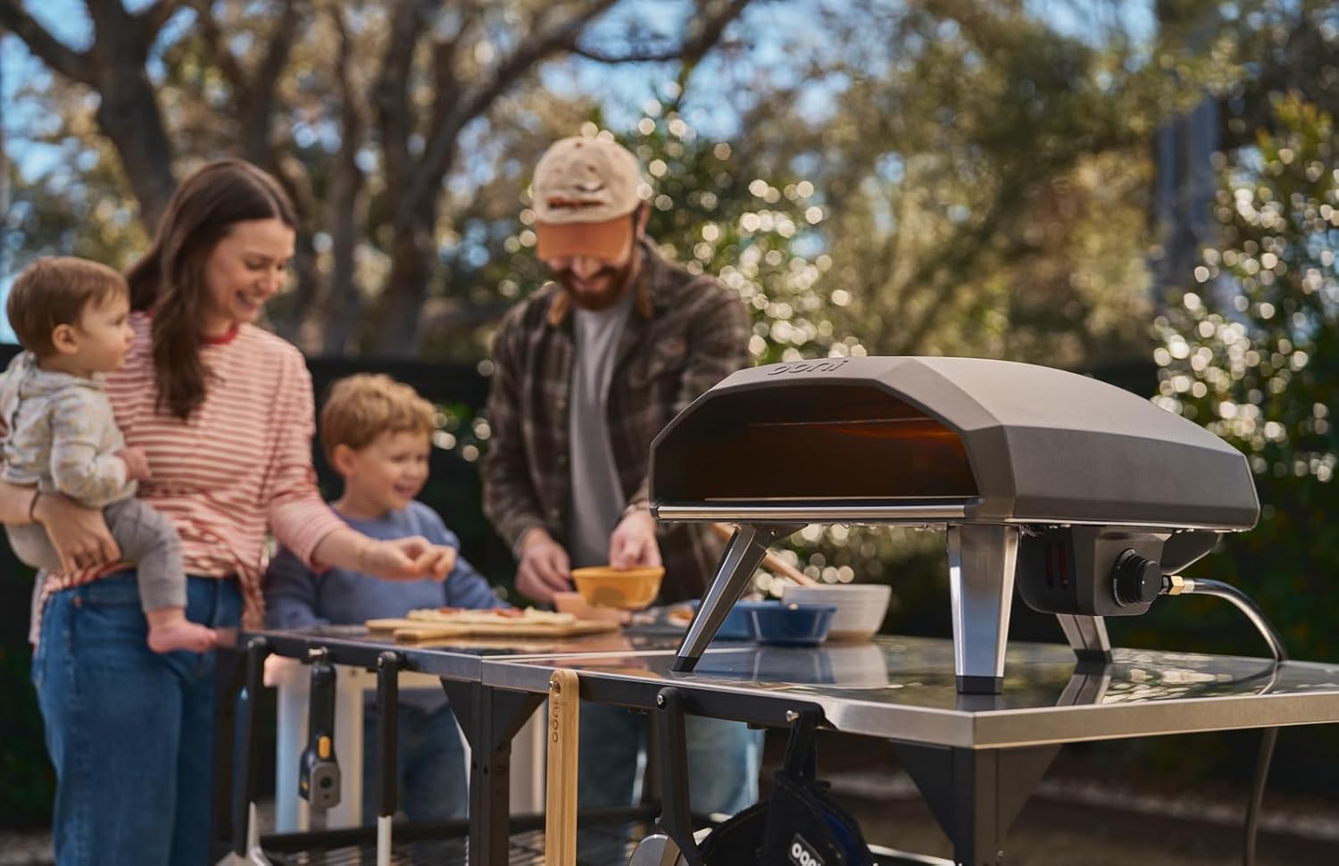 Ooni Koda 2 Gas Pizza Oven – 14" Outdoor Pizza Oven Cooks Pizza in 60 Seconds, Includes 28 mBar Regulator and Gas Hose, Propane Grill Reaches 500°C - Black Ooni Koda 2 Gas Pizza Oven – 14" Outdoor Pizza Oven Cooks Pizza in 60 Seconds, Includes 28 mBar Regulator and Gas Hose, Propane Grill Reaches 500°C - Black