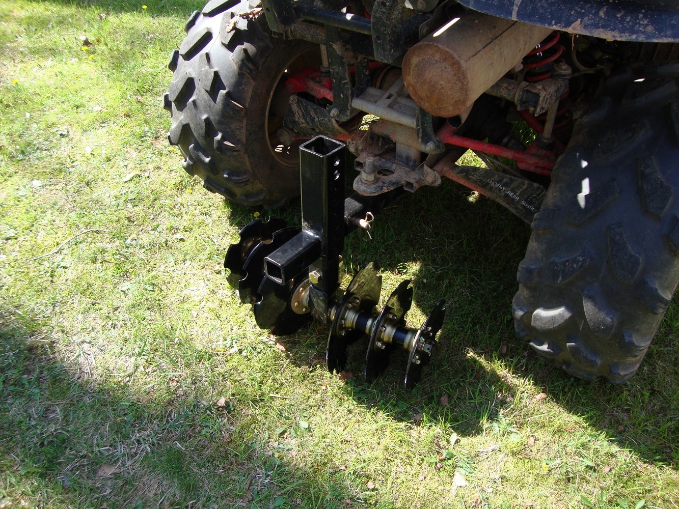 GroundHog Max 21-in Square 2-in receiver Carbon steel Disc Harrows GroundHog Max 21-in Square 2-in receiver Carbon steel Disc Harrows
