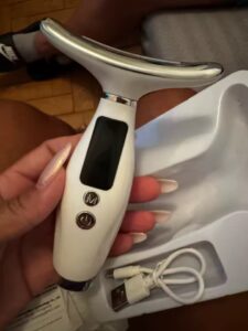 7 Colors LED Lights Face Neck Beauty Device, Vibration Massage Improve Neck Lines, Home Use Face Lifting Machine 7 Modes 3 Levels