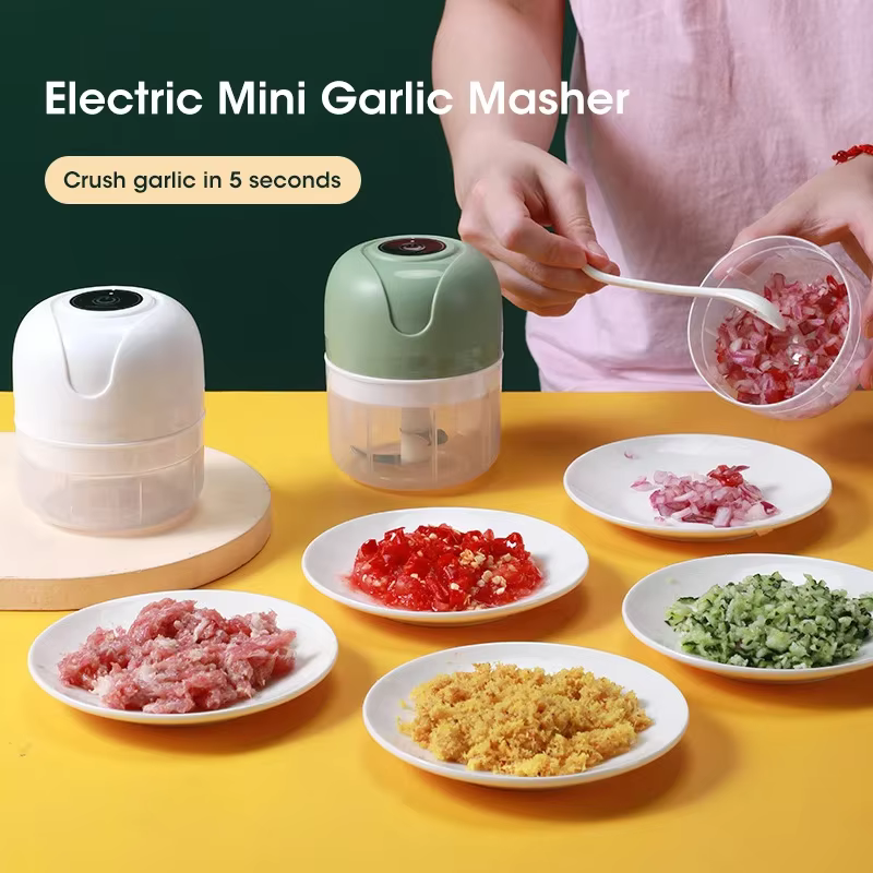 250ml Garlic Masher, Electric Kitchen Food Chopper, USB Portable Meat Grinder, Vegetable Chopper for Kitchen Gadgets 250ml Garlic Masher, Electric Kitchen Food Chopper, USB Portable Meat Grinder, Vegetable Chopper for Kitchen Gadgets - Image 4