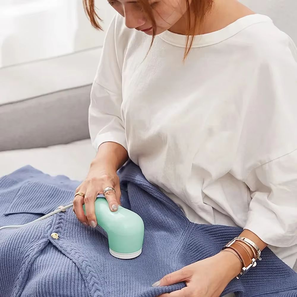 Electric Lint Remover for Clothes, Pet Hair Remover, Clothing & Home Cleaning Brush, Removes Cat Hair, Cleaning Roller Electric Lint Remover for Clothes, Pet Hair Remover, Clothing & Home Cleaning Brush, Removes Cat Hair, Cleaning Roller - Image 8