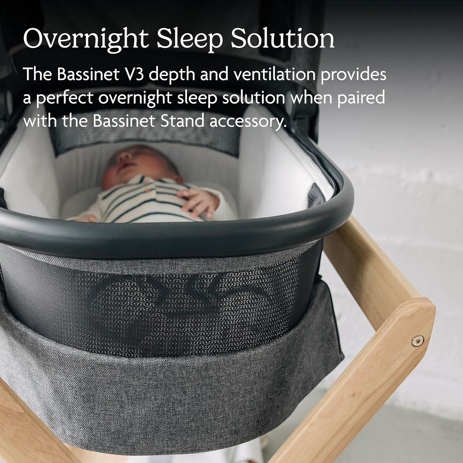 UPPAbaby Bassinet V3 - Compatible with Vista, Cruz, Ridge Strollers - Greyson (Charcoal Mélange/Carbon Frame) UPPAbaby Bassinet V3 - Compatible with Vista, Cruz, Ridge Strollers - Overnight Sleep Solution - Mattress, Sheet and Bug Shield Included - Greyson (Charcoal Mélange/Carbon Frame)