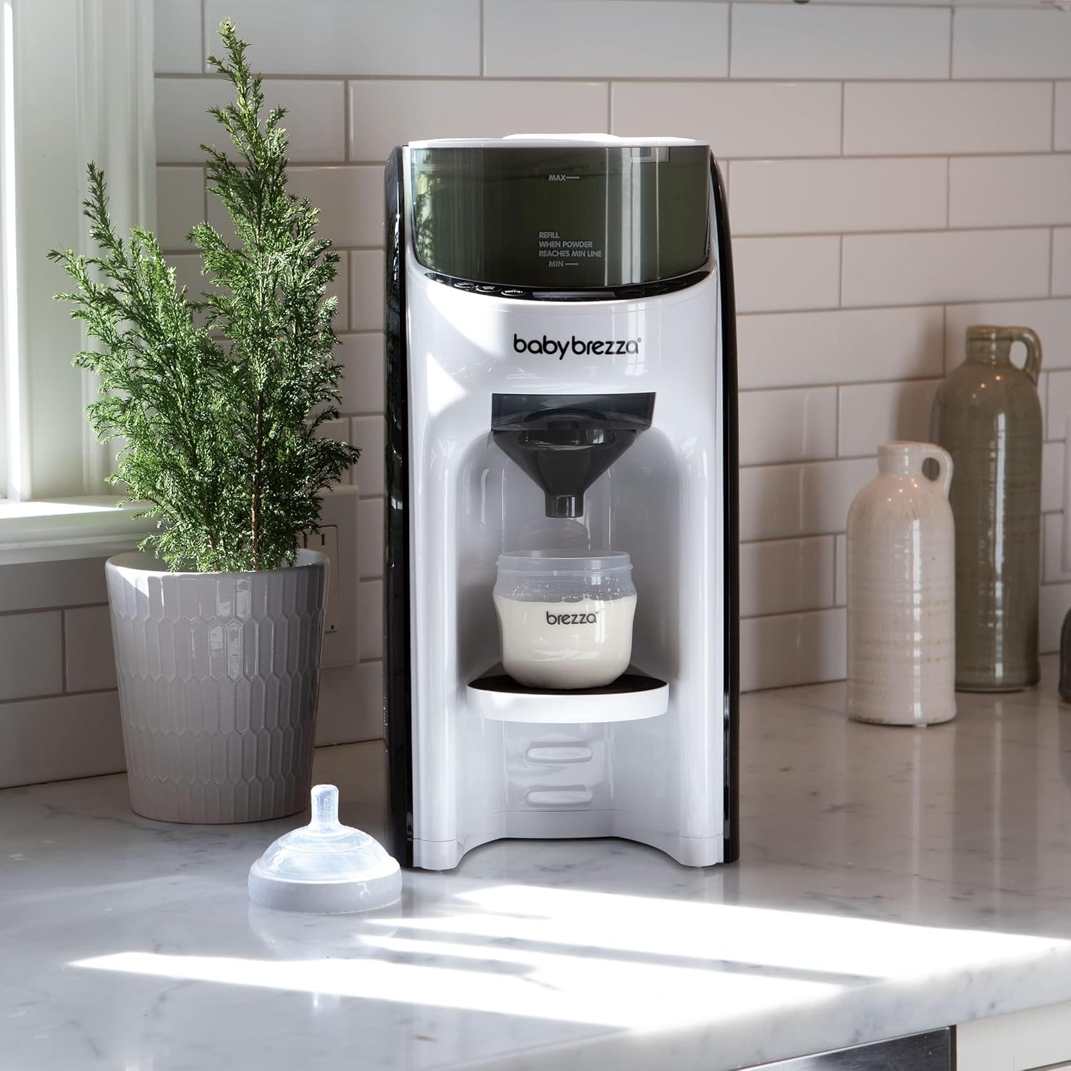 Baby Brezza New and Improved Formula Pro Advanced Formula Dispenser Machine, White Baby Brezza New and Improved Formula Pro Advanced Formula Dispenser Machine - Automatically Mix a Warm Formula Bottle Instantly - Easily Make Bottle with Automatic Powder Blending, White