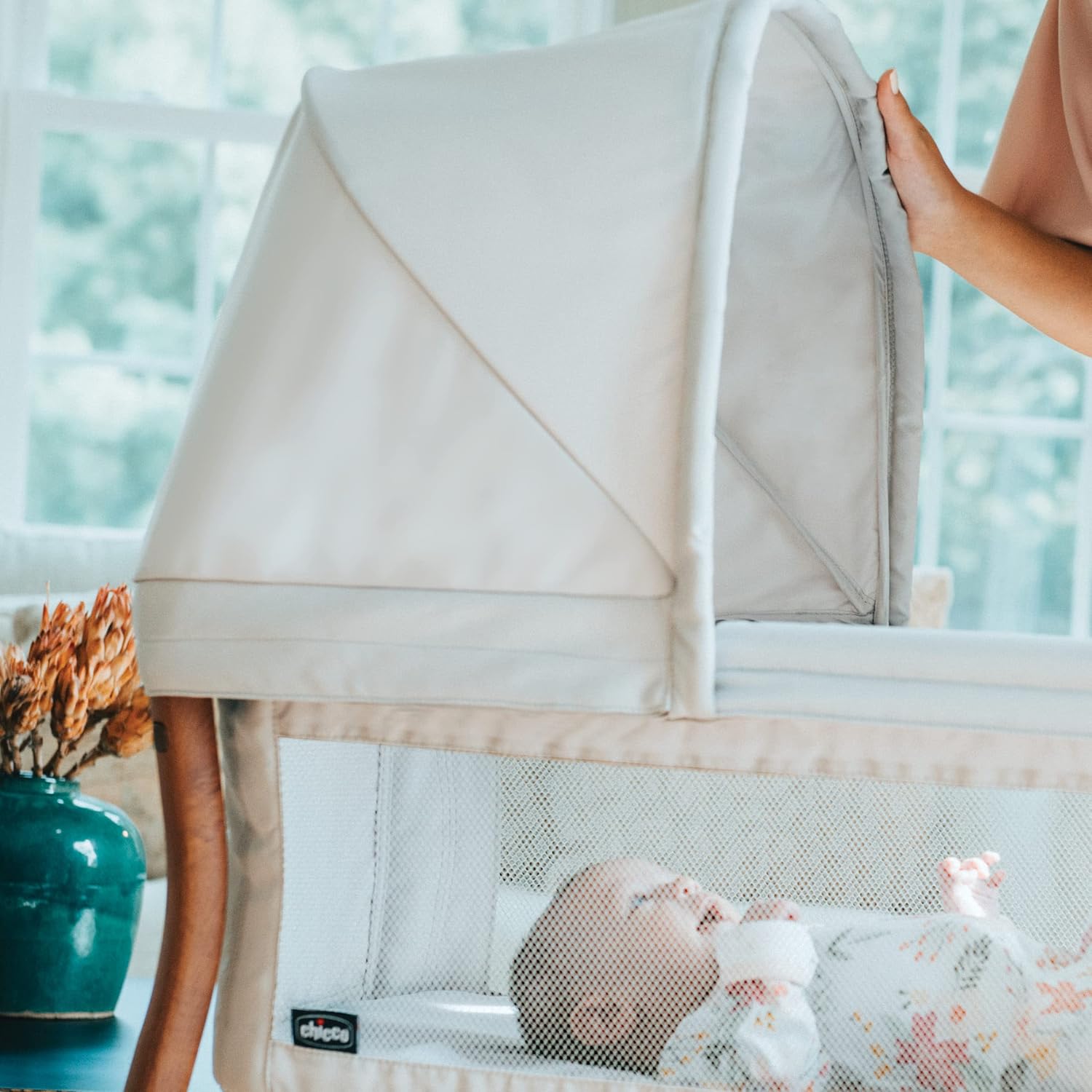 Chicco LullaGo Anywhere LE Portable Bassinet with Canopy, Waterproof Mattress and Fitted Sheet, Travel Bassinet for Baby Includes Carry Bag | Serene/Beige Chicco LullaGo Anywhere LE Portable Bassinet with Canopy, Waterproof Mattress and Fitted Sheet, Travel Bassinet for Baby Includes Carry Bag | Serene/Beige