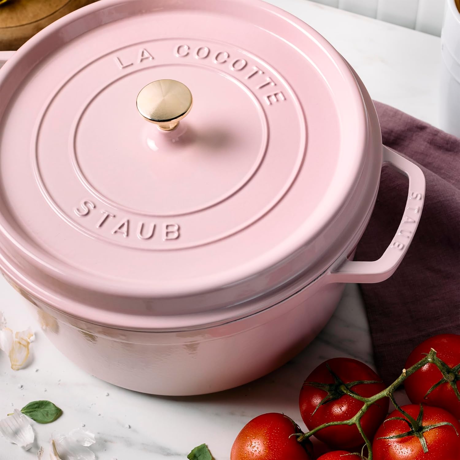 Staub Cast Iron Round Cocotte 7-quart-Peony Pink Staub Cast Iron Round Cocotte 7-quart-Peony Pink