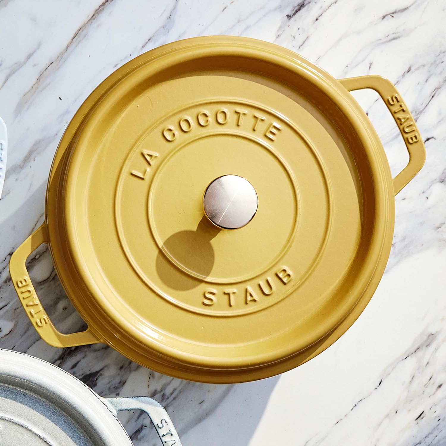 Staub Cast Iron 4-qt Round Dutch Oven - Citron Staub Cast Iron 4-qt Round Dutch Oven - Citron