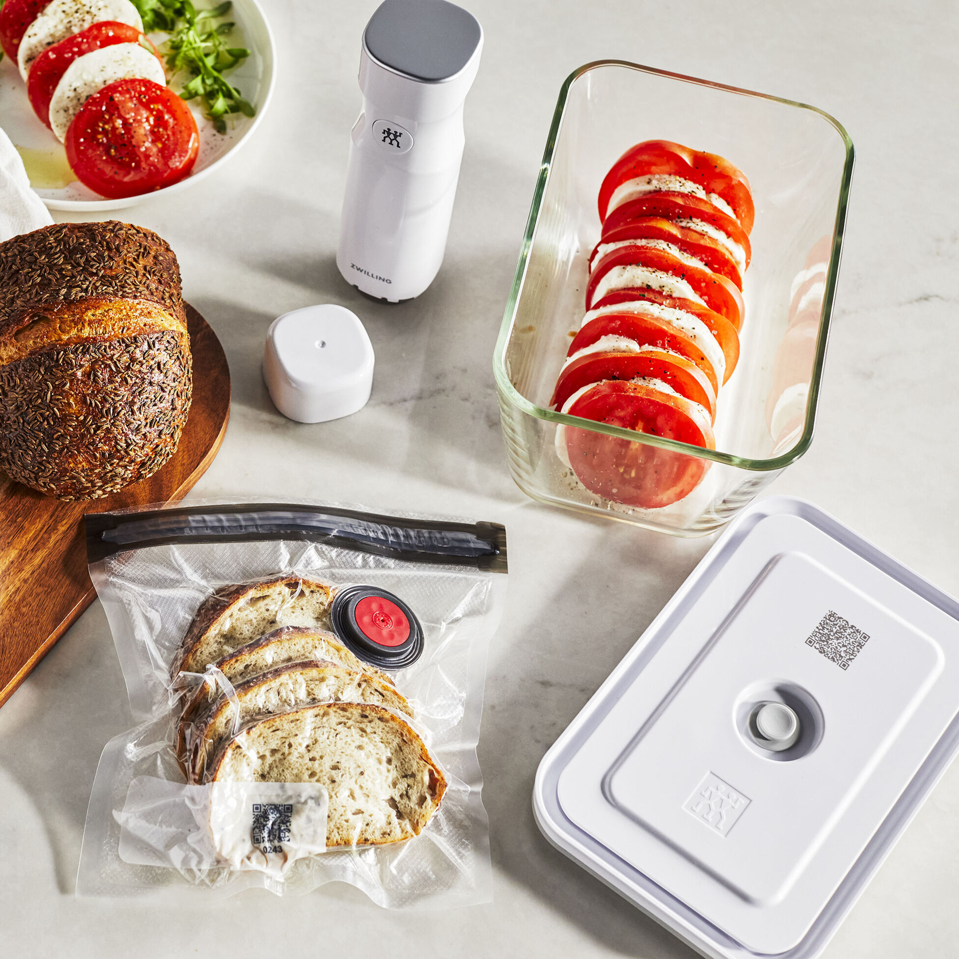 ZWILLING Fresh & Save glass / M/L Vacuum Starter Set, 7-pc ZWILLING Fresh & Save glass / M/L Vacuum Starter Set, 7-pc - Image 3
