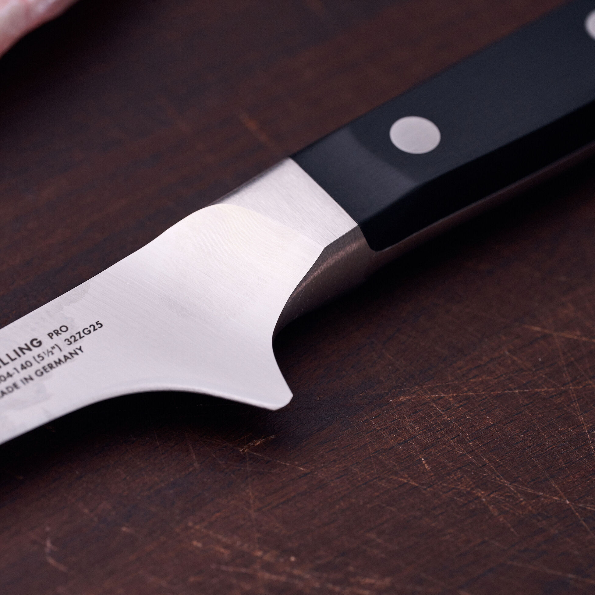 ZWILLING Pro 5.5-inch Flexible Boning Knife ZWILLING Pro 5.5-inch Flexible Boning Knife - Image 3