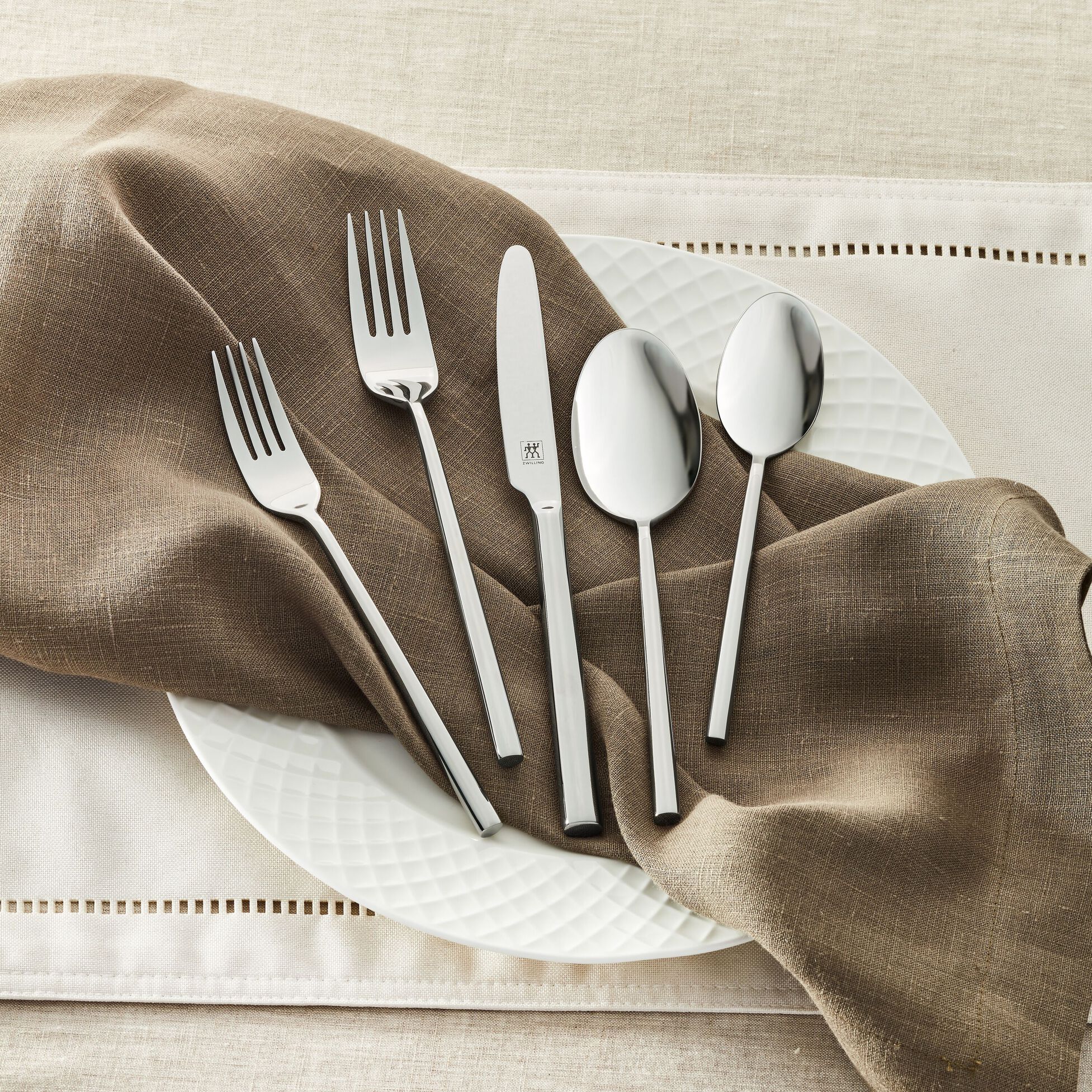 ZWILLING Aberdeen 45-pc Flatware Set, 18/10 Stainless Steel ZWILLING Aberdeen 45-pc Flatware Set, 18/10 Stainless Steel - Image 2