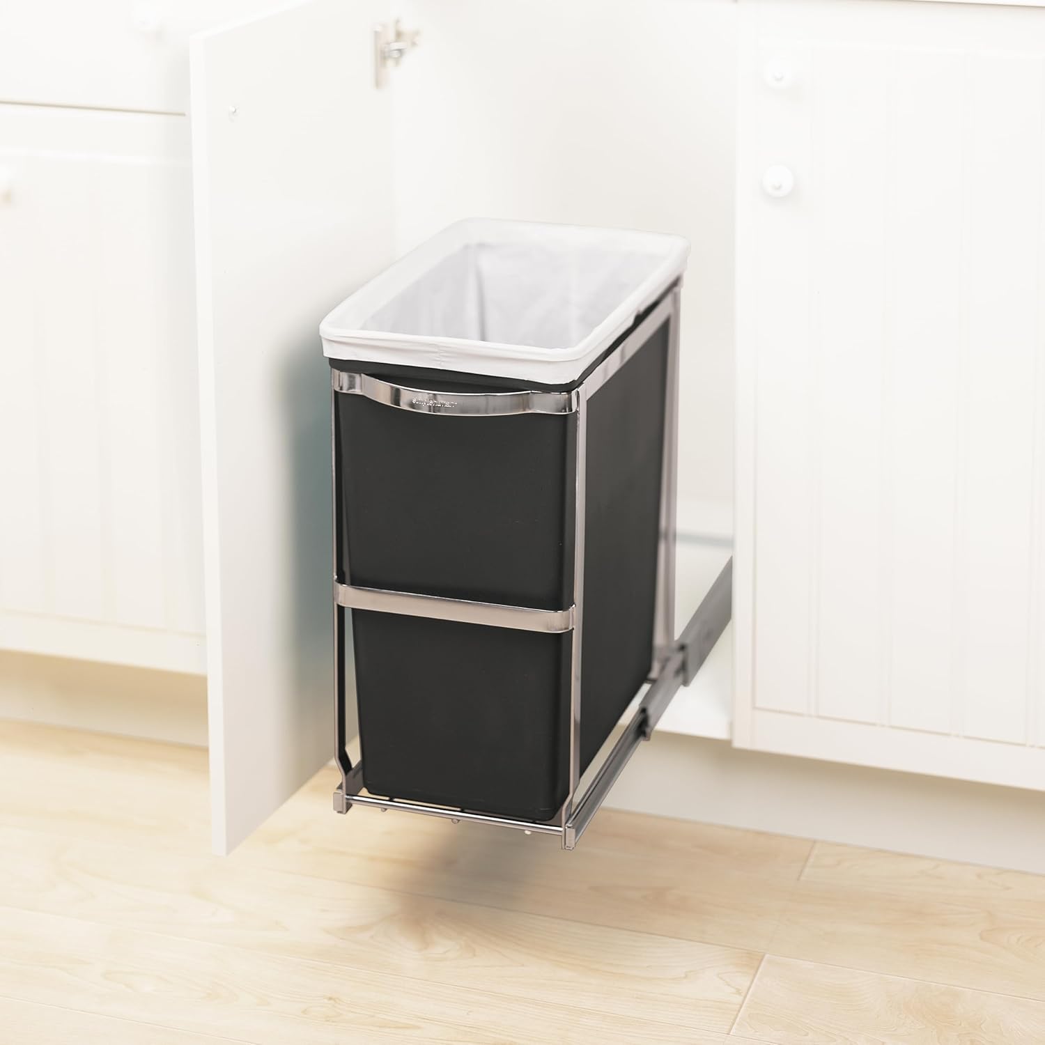 simplehuman 30 Liter / 8 Gallon Under Counter Kitchen Cabinet Pull-Out Trash Can, Heavy-Duty Steel Frame simplehuman 30 Liter / 8 Gallon Under Counter Kitchen Cabinet Pull-Out Trash Can, Heavy-Duty Steel Frame