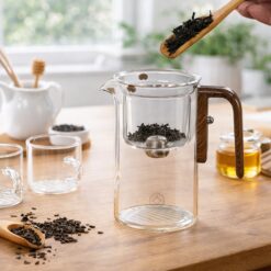 Glass Teapot with Magnetic Tea Infuser and Wood Handle – One-Click Tea Separation Design