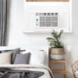 Keystone Large Room Window Air Conditioner with Heater, Remote Included ( 230-Volt , 12000-BTU )