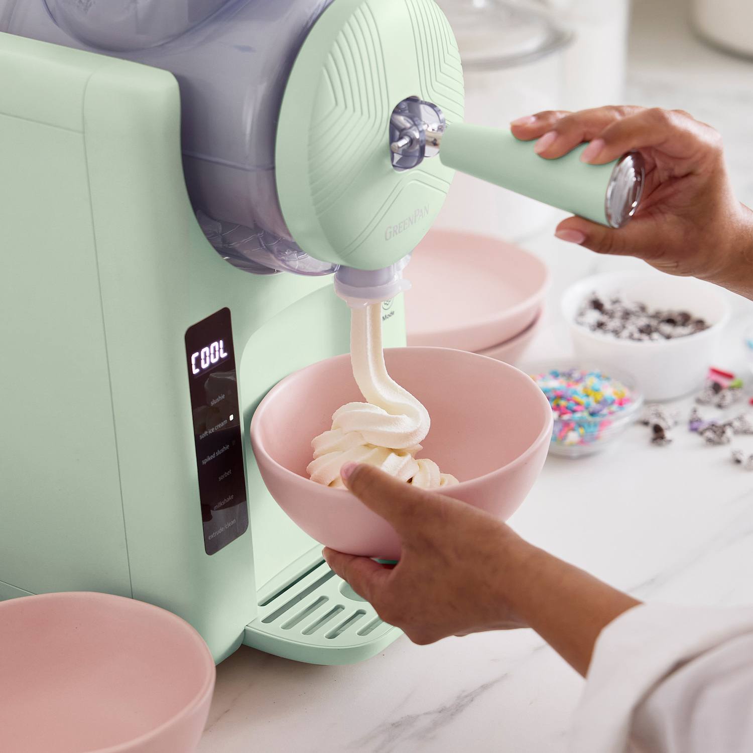 GreenPan Ice Cream & Frozen Drink Maker - Green GreenPan Ice Cream & Frozen Drink Maker - Green