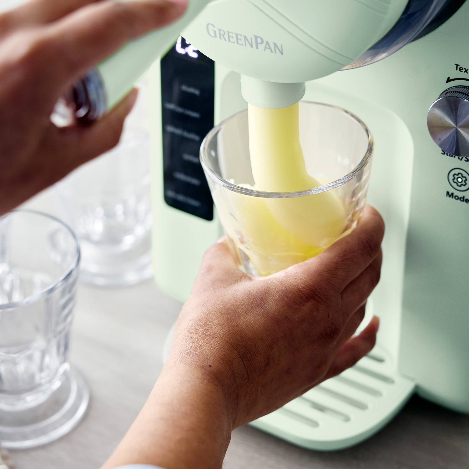 GreenPan Ice Cream & Frozen Drink Maker - Green GreenPan Ice Cream & Frozen Drink Maker - Green