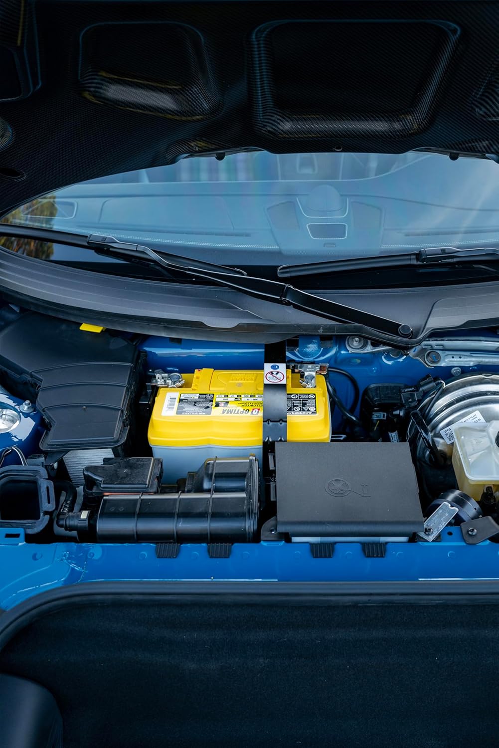 OPTIMA Batteries High Performance DH5 YELLOWTOP Dual Purpose Sealed AGM Car, Truck and SUV Battery, 700 CCA, Maintenance Free, Versatile Mounting, BCI Group Size 47 OPTIMA Batteries High Performance DH5 YELLOWTOP Dual Purpose Sealed AGM Car, Truck and SUV Battery, 700 CCA, Maintenance Free, Versatile Mounting, BCI Group Size 47