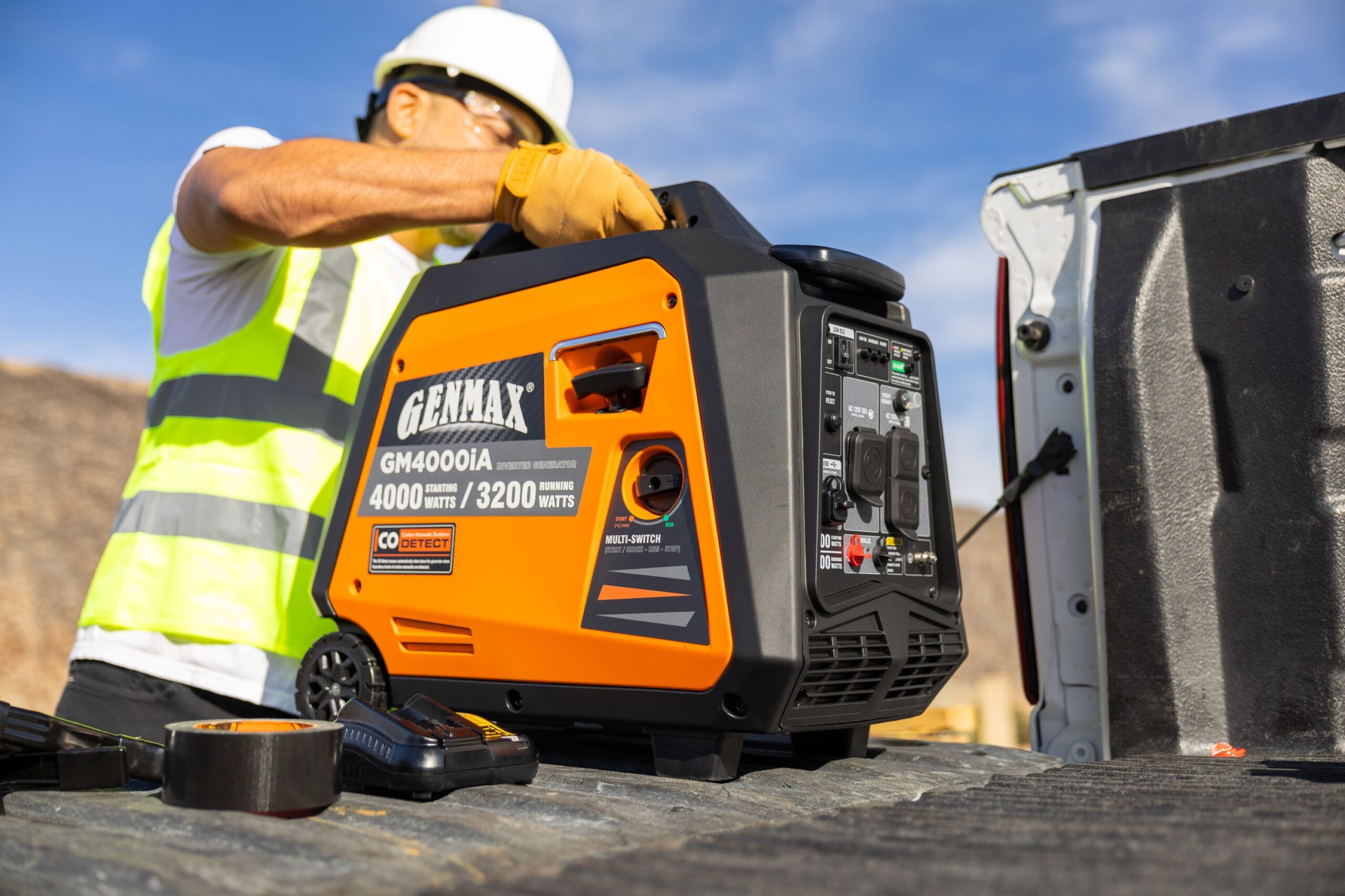 GENMAX 4000 Starting / 3200 Running Watt Gasoline Single Fuel Portable Generator GENMAX 4000 Starting / 3200 Running Watt Gasoline Single Fuel Portable Generator