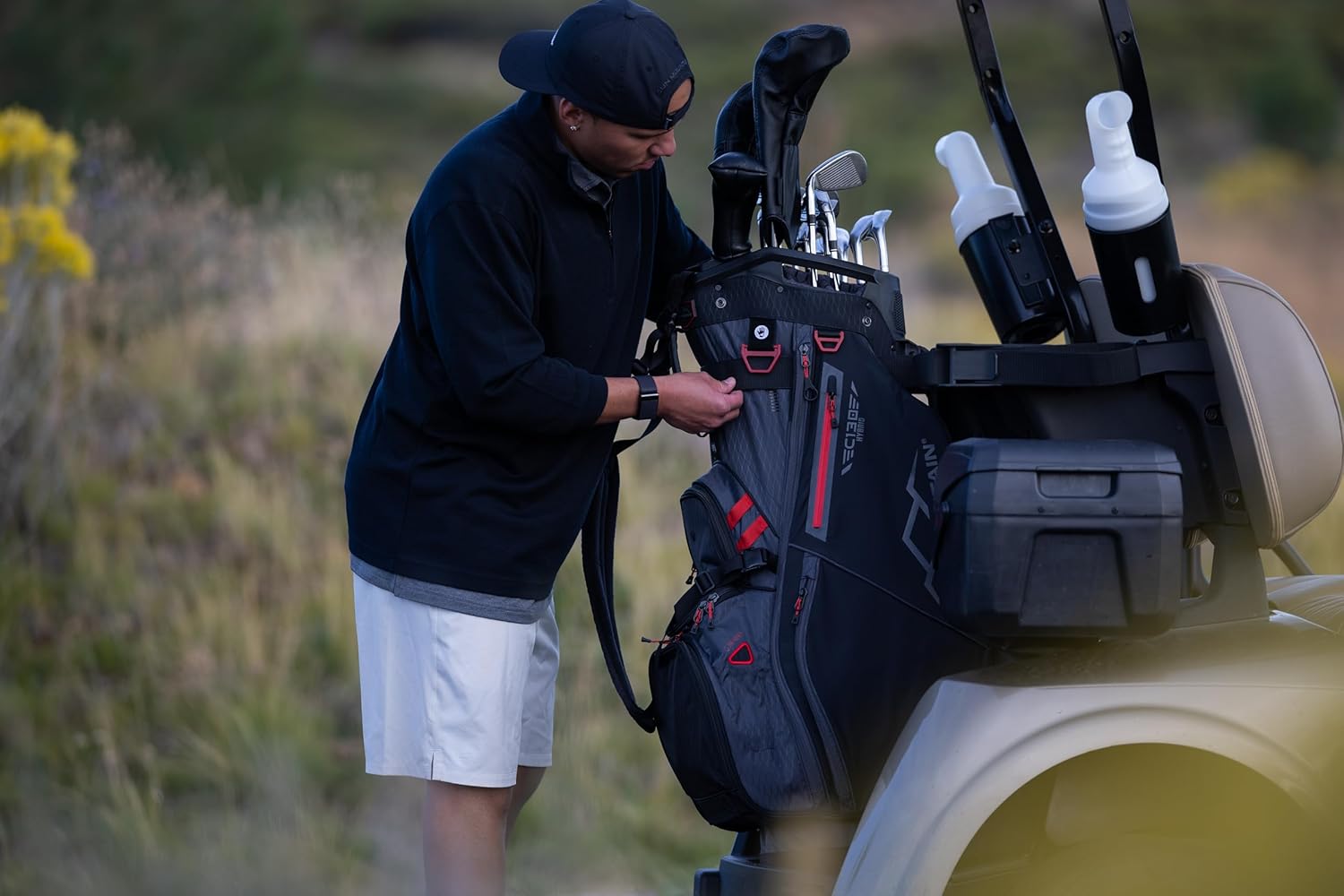 Sun Mountain Men's Eclipse 4.5 Lightweight VLO Hybrid Stand Golf Bag, 14-Way Top, 2026 Model, Patriot Sun Mountain Men's Eclipse 4.5 Lightweight VLO Hybrid Stand Golf Bag, 14-Way Top, 2026 Model