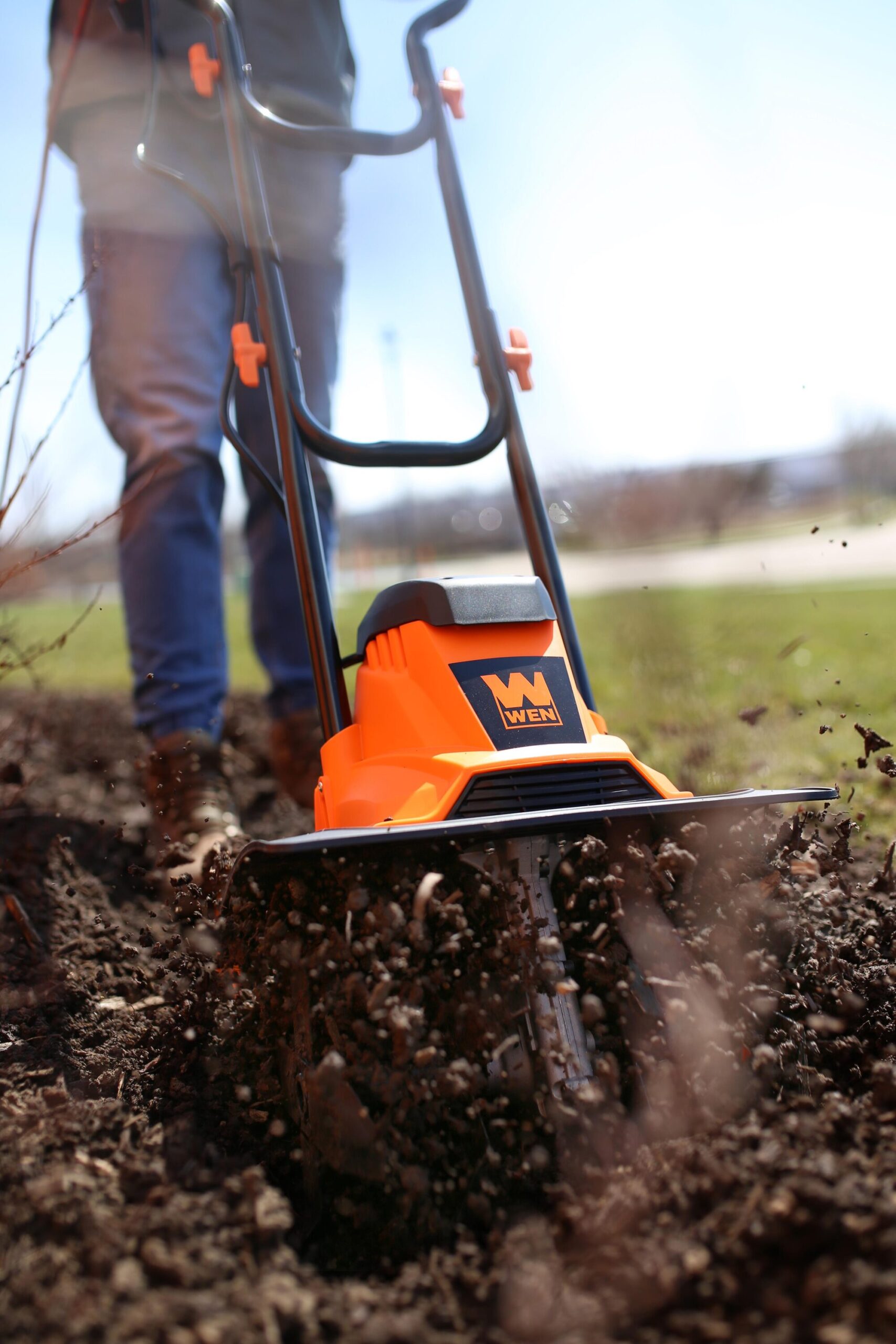 WEN 10-Amp 14-in Forward-rotating Corded Electric Cultivator WEN 10-Amp 14-in Forward-rotating Corded Electric Cultivator