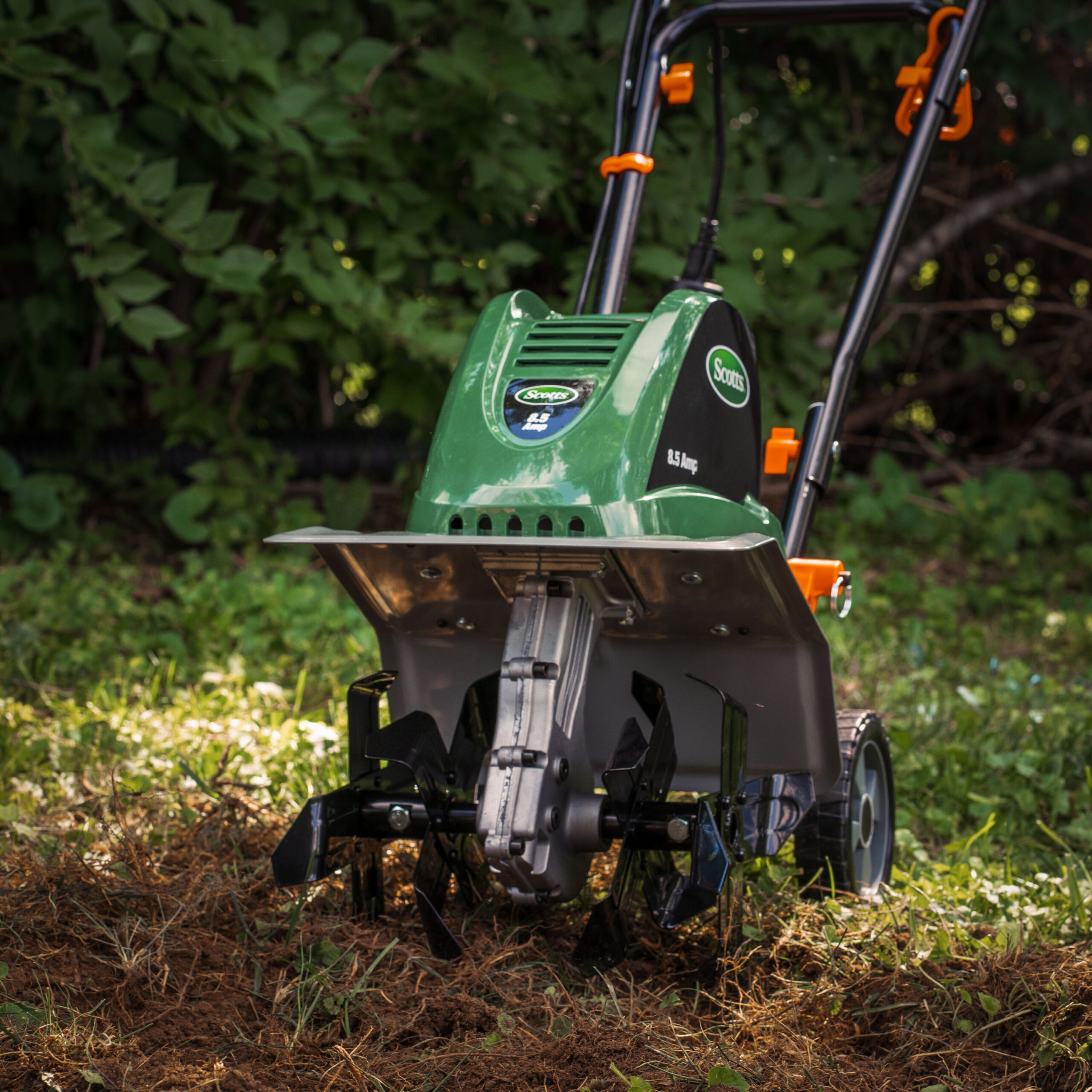Scotts 8.5-Amp 11-in Forward-rotating Corded Electric Cultivator Scotts 8.5-Amp 11-in Forward-rotating Corded Electric Cultivator