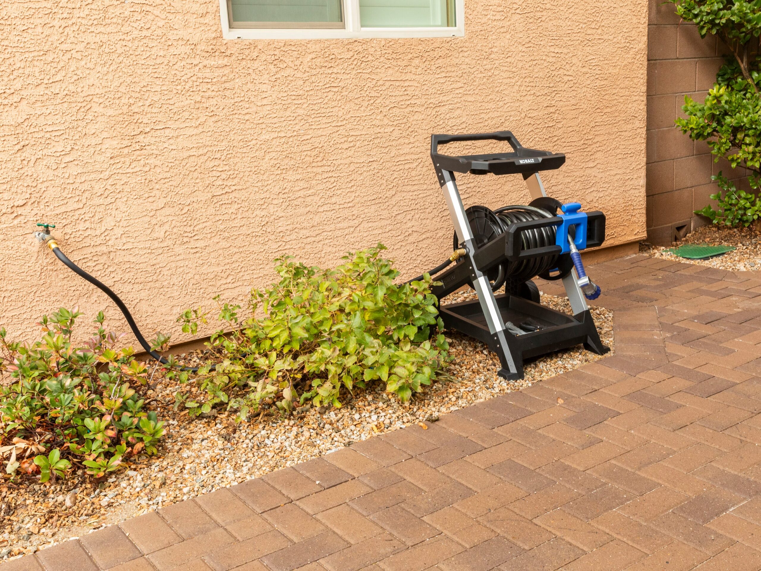 Kobalt Aluminum 200-ft Cart Hose Reel Kobalt Aluminum 200-ft Cart Hose Reel